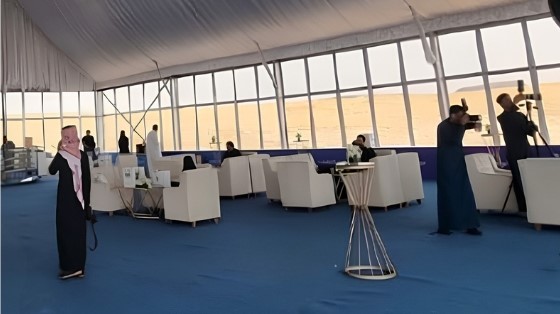 منطقة VIP فاخرة داخل فعالية في الرياض